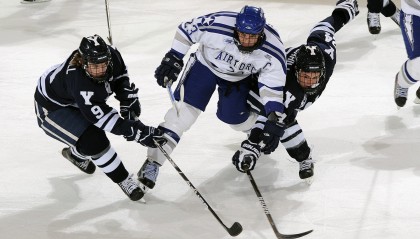 九游互动体验-跨界狂想，巴特勒浓眉哥激战SKT 70分钟，巅峰对决纪录告破！